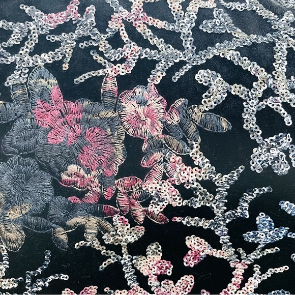 Tahari by ASL Sequin Embroidered Skirt on Velvet (Black/Blue/Pink) - Picture 4 of 8